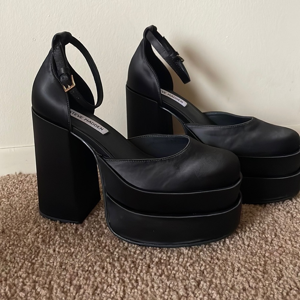 Steve Madden Charlize Platform Heels